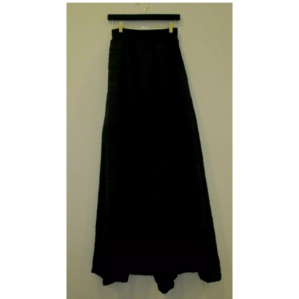 Vivian Chan Allie Maxi Skirt Black Crinkle